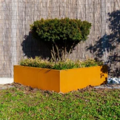 CAT3.3 11 CAT3.3 -ADEZZ Garden Style Store ADEZZ Planters20Corten Triangle 026 3